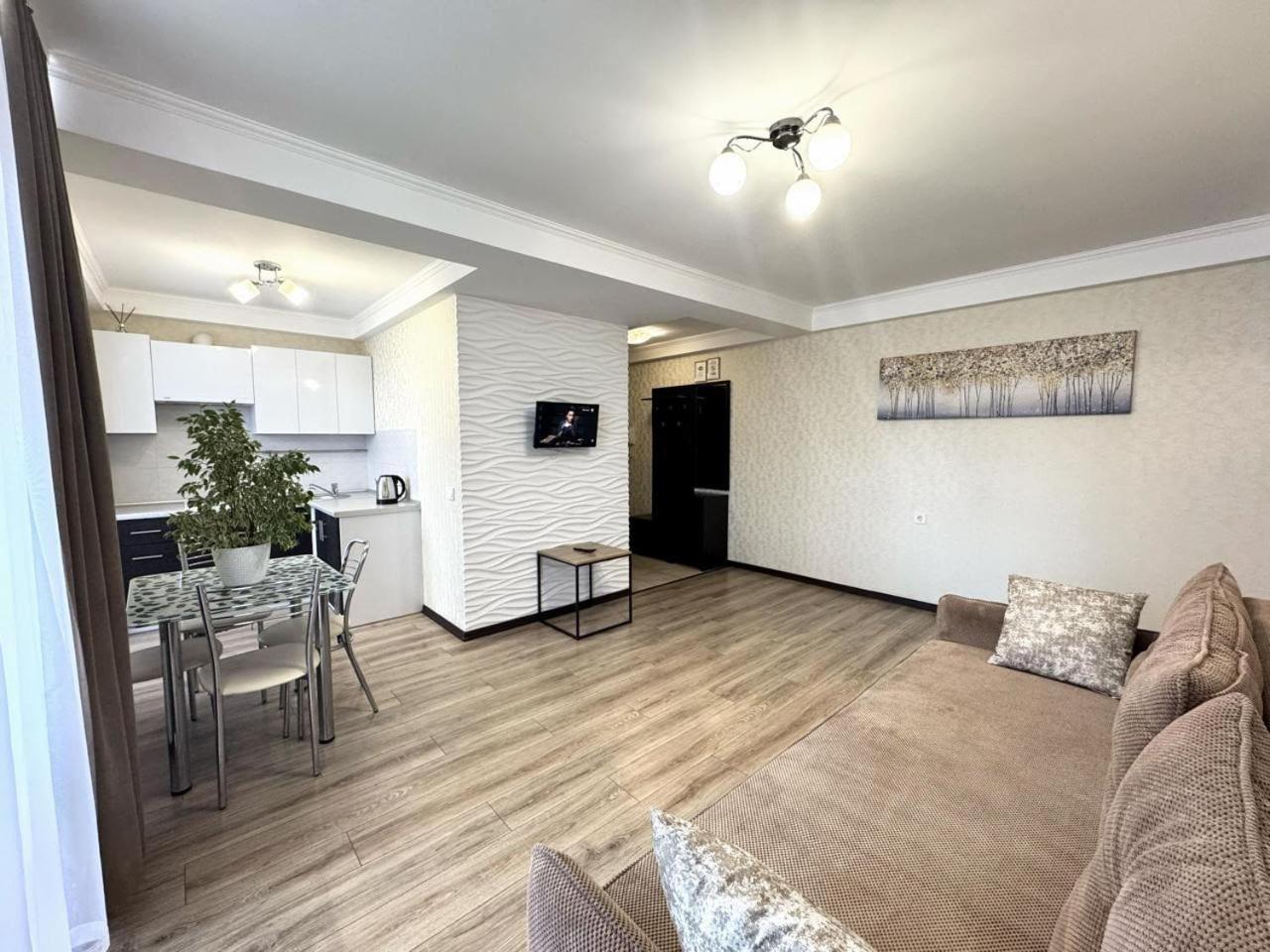 Artal Apartment On Obolonskyi Avenue 16A, 2 Bedroom Киев Екстериор снимка